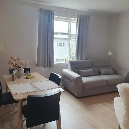 Apartment Cosy In The Old West Center *